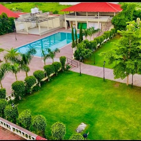 Chhindwāra Jaidev Farms And Resort מראה חיצוני תמונה