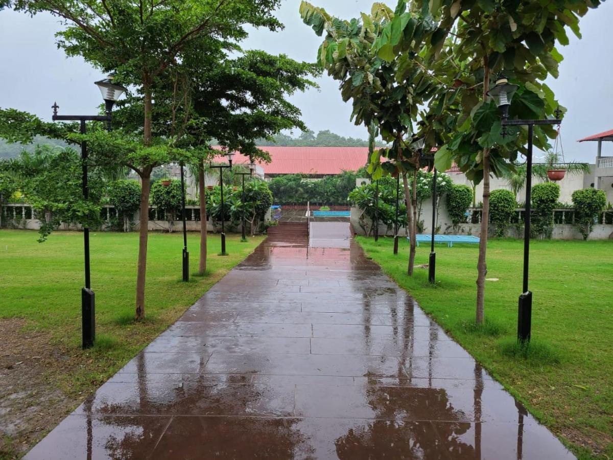 Chhindwāra Jaidev Farms And Resort מראה חיצוני תמונה